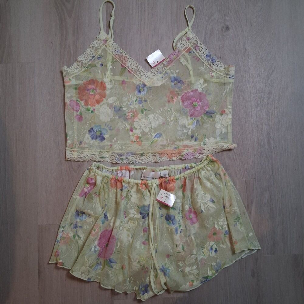 Victoria's Secret Camisole Tap Shorts Pajama Set Womens M Floral Lace NWT 2000s